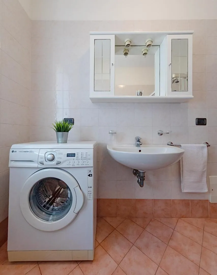 La Mimosa B03 Apartment by Wonderful Italy Peschiera del Garda
